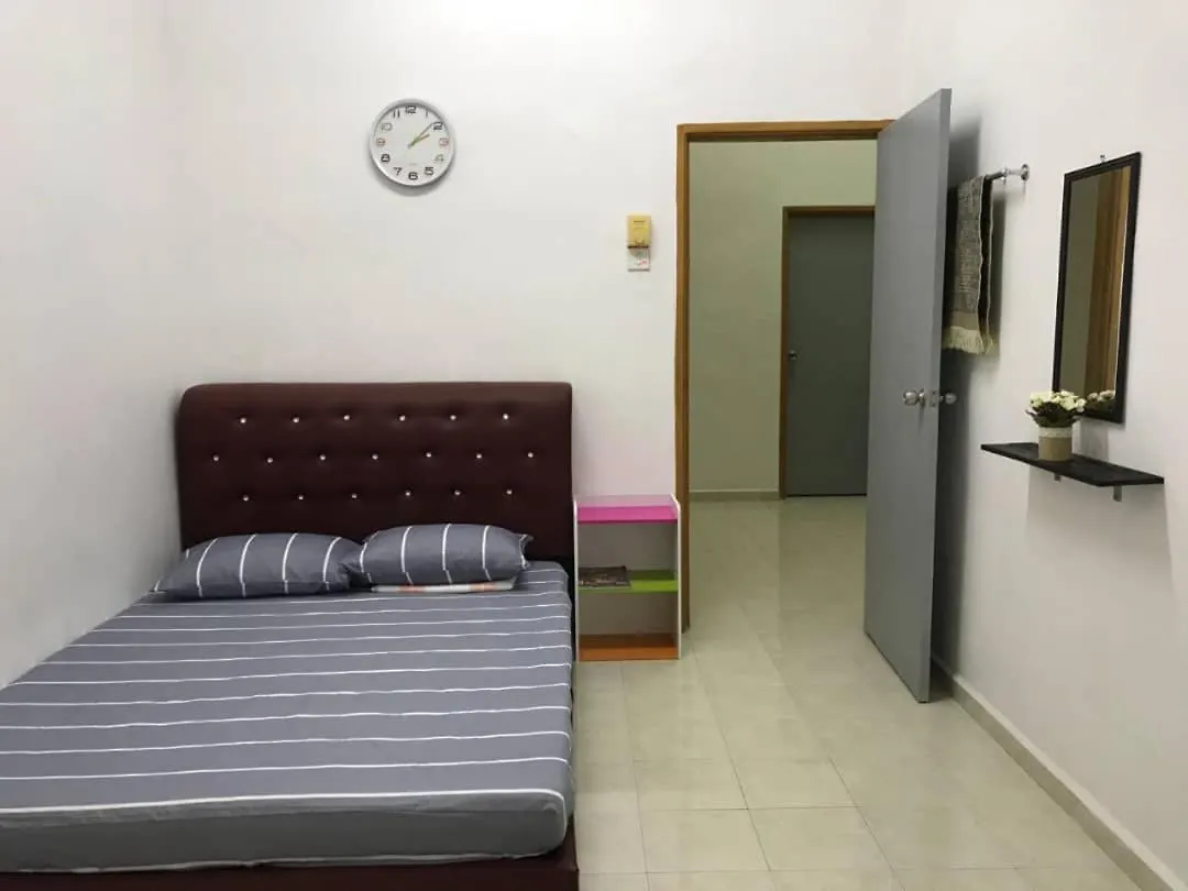 Feriehus Julia Homestay Taman Tasik Utama Mitc Malacca Malaysia