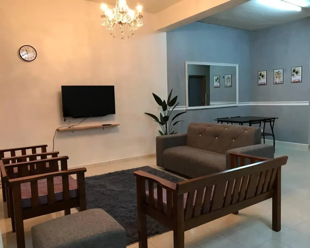 Julia Homestay Taman Tasik Utama Mitc Malacca